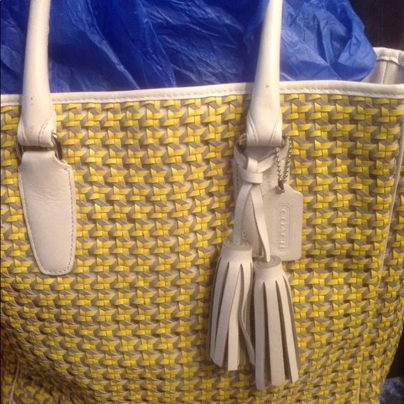 Coach Woven Legacy Tanner tote+crossbody Tassels - Picture 4 of 8